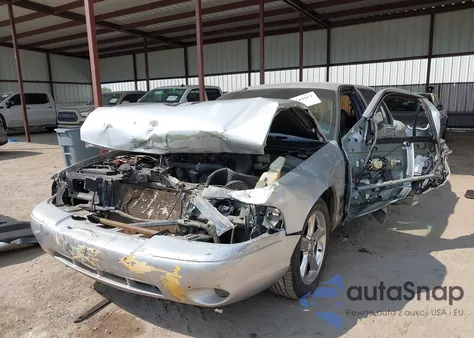 2003 Mercury Marauder from USA, damaged, VIN 2MEHM75V03X616869